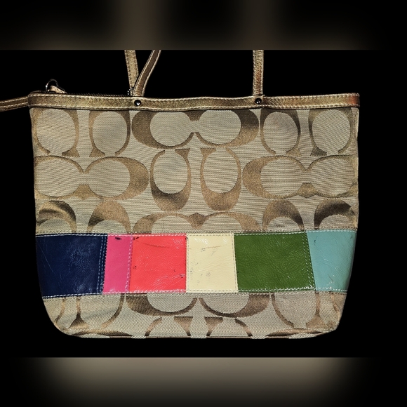 Authentic Coach Legacy Tote - Picture 5 of 7